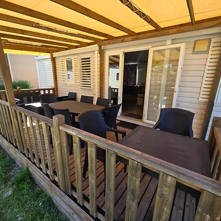 אתר קמפינג Mobil Recent 35 M2, 3 Chambres, Climatisation הייר